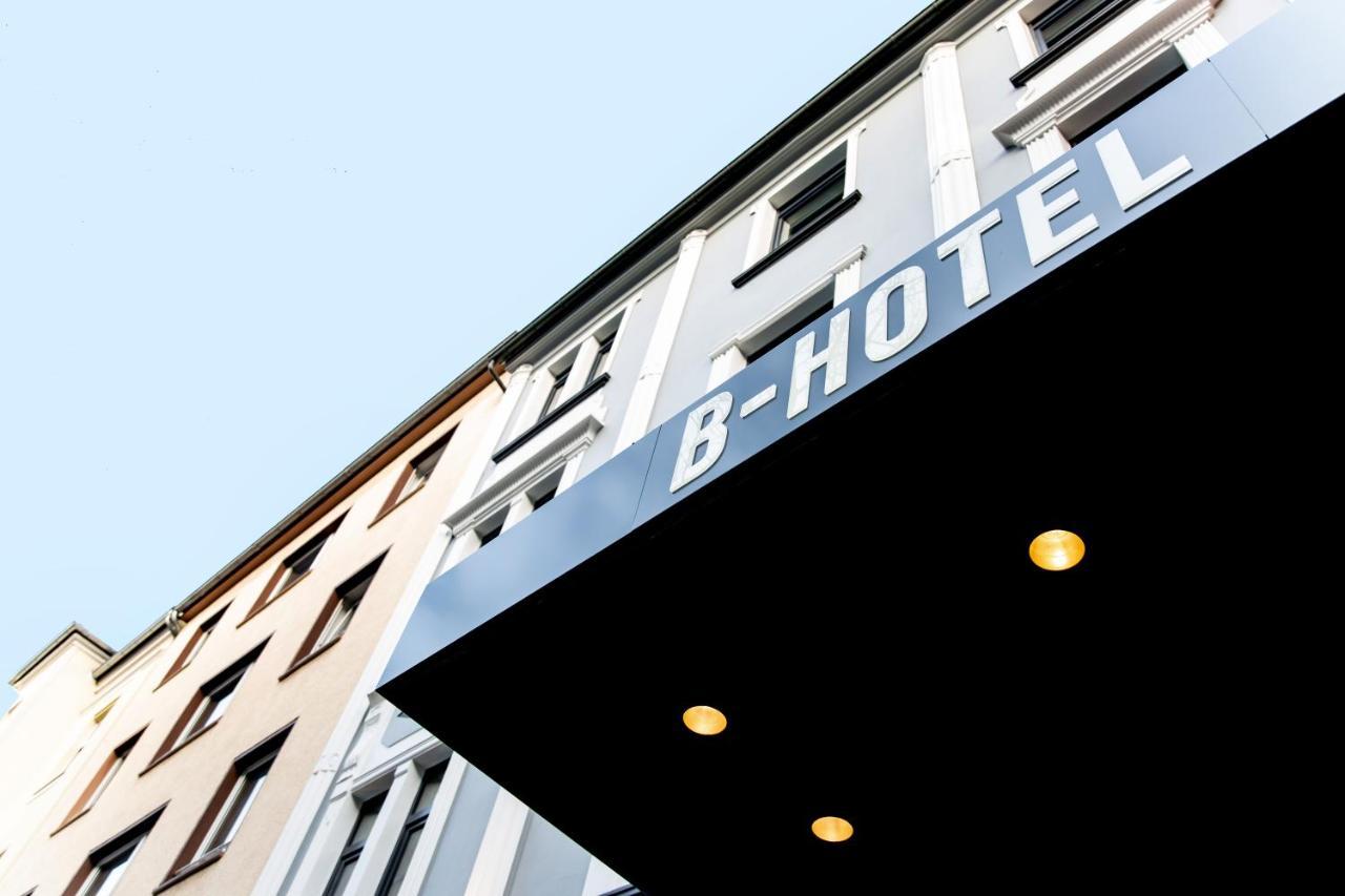B-Hotel Дюселдорф Екстериор снимка