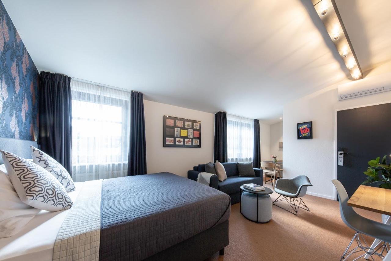 B-Hotel Дюселдорф Екстериор снимка