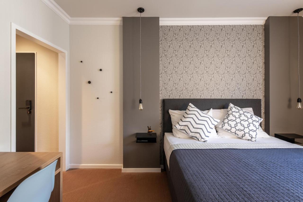 B-Hotel Дюселдорф Екстериор снимка