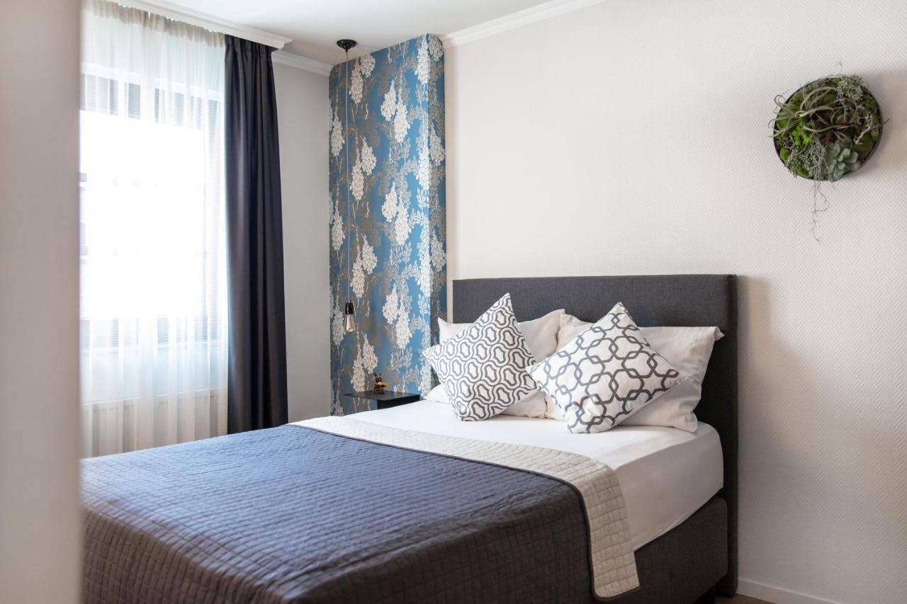 B-Hotel Дюселдорф Екстериор снимка