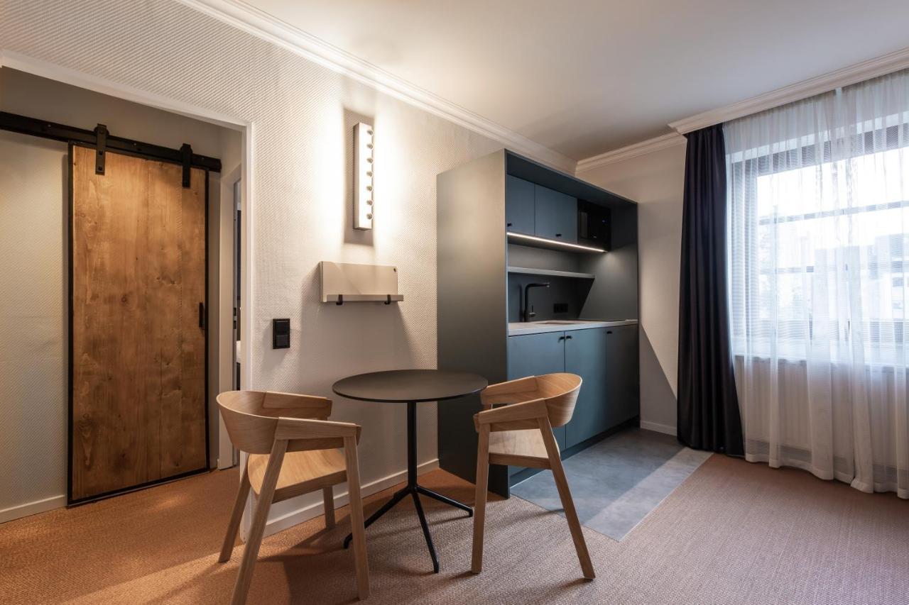 B-Hotel Дюселдорф Екстериор снимка