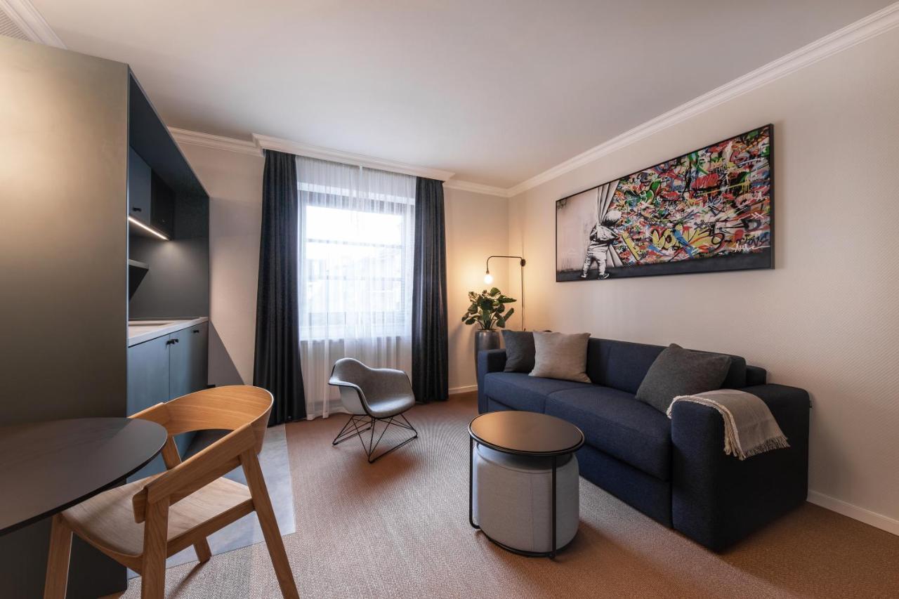 B-Hotel Дюселдорф Екстериор снимка